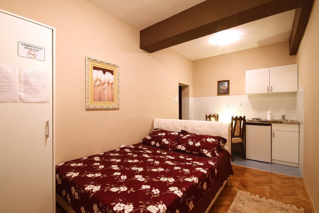 Apartments Vila Galileo Budua Camera foto